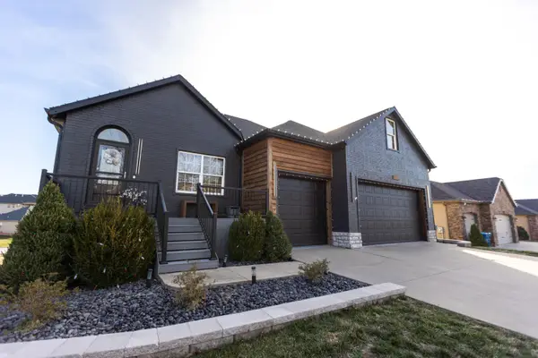 832 Gold Rush Avenue, Nixa, MO 65714