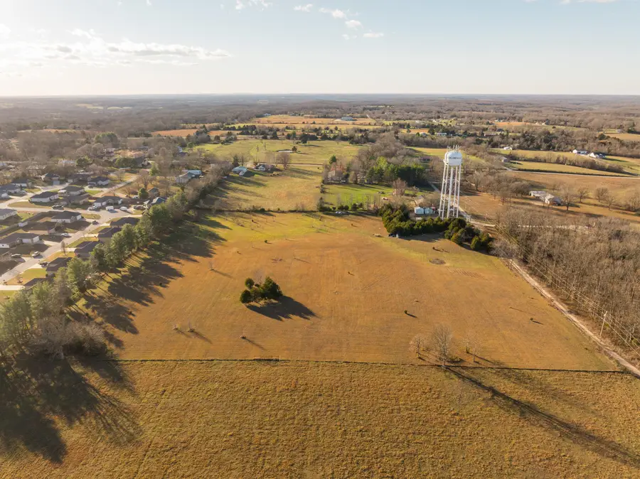 000 Logan Avenue, Highlandville, MO 65669 - #2