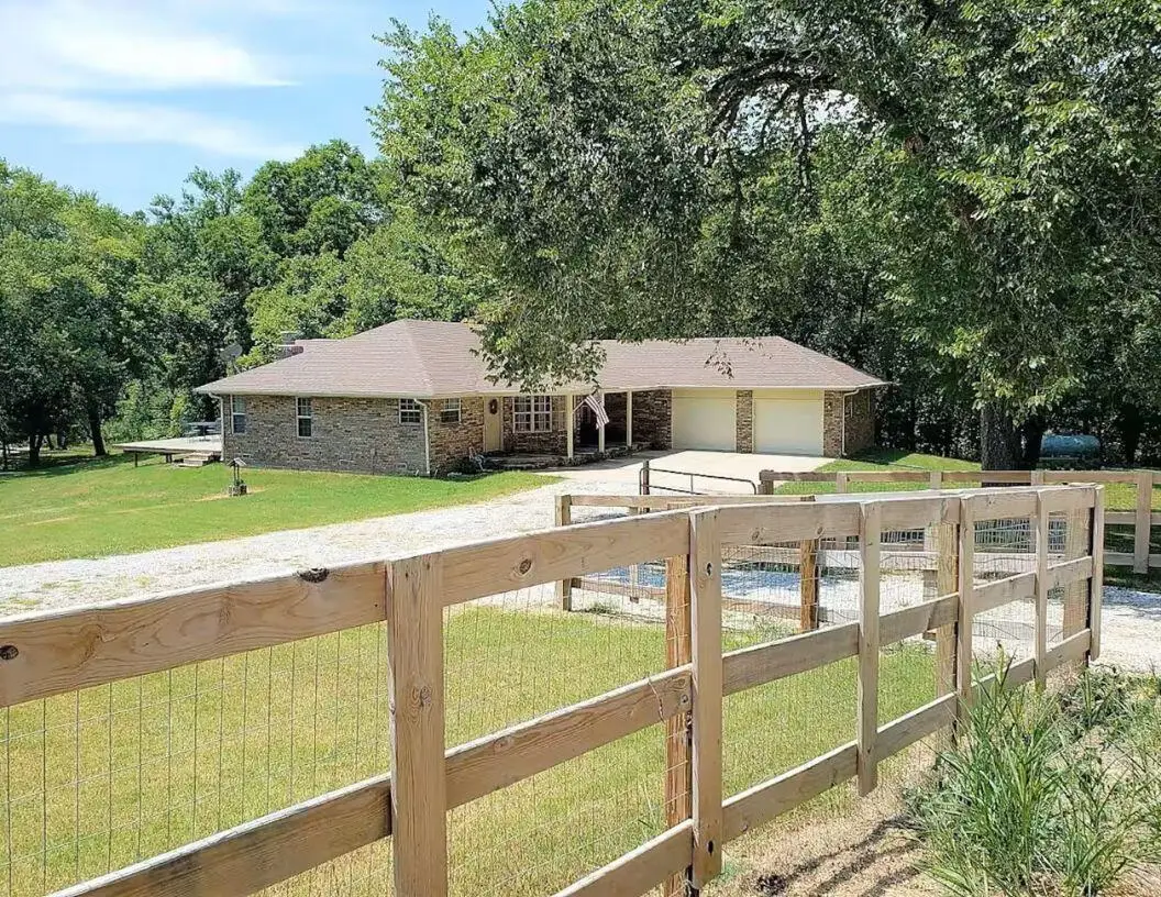 1811 Warner Road, Crane, MO 65633 - Image #1