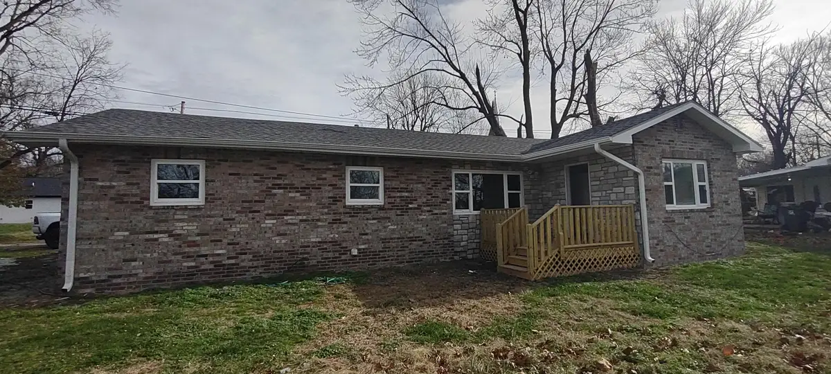 272 N 3rd Street, Verona, MO 65769 - #1