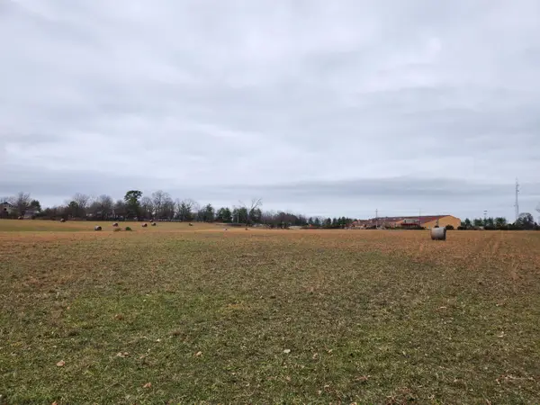 000 E Hartley Road, Ozark, MO 65721