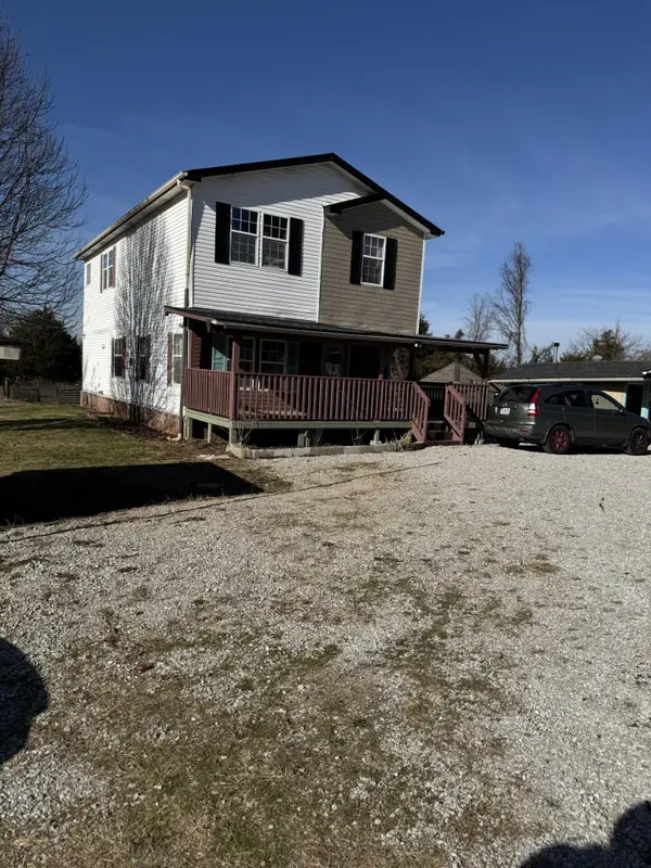 27691 Longview Lane, Seligman, MO 65745