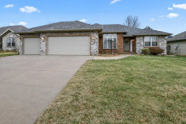 4636 W Curtice Drive, Battlefield, MO 65619