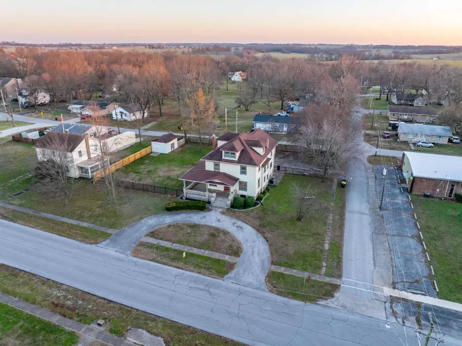 501 E Walker Street, Ash Grove, MO 65604 - Image #3