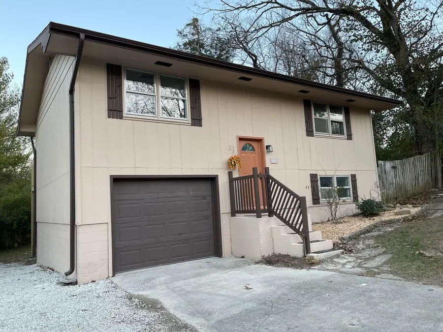 292 Rea Street, Hollister, MO 65672 - Image #2