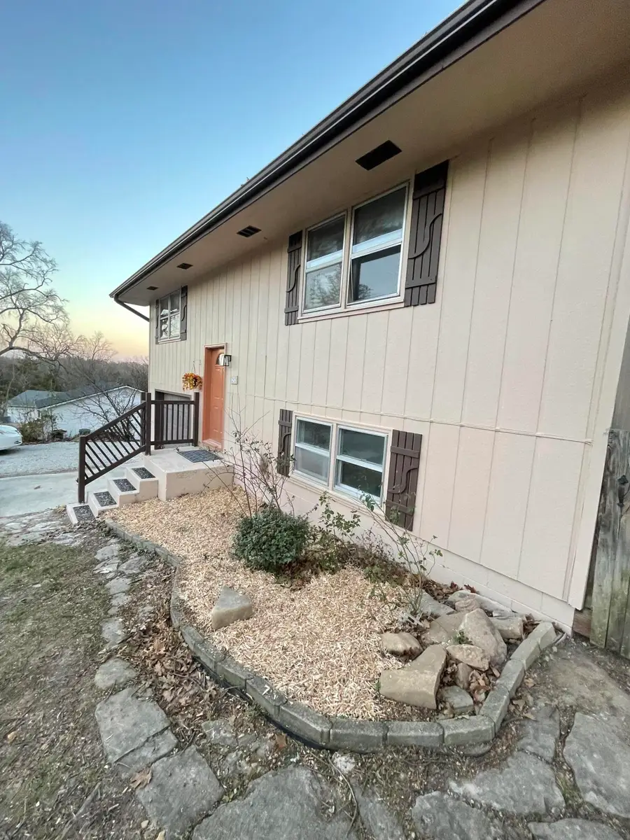 292 Rea Street, Hollister, MO 65672 - Image #3