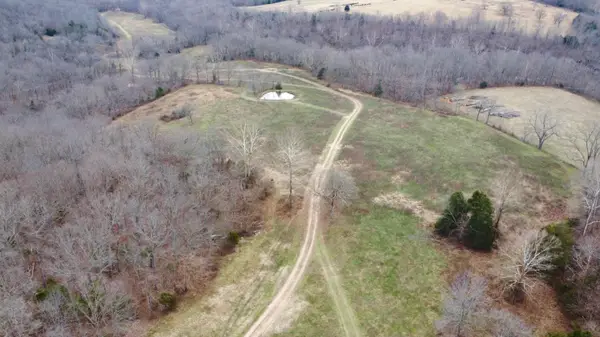 0-0 E Highway 14 Private Drive #B2, Ava, MO 65608