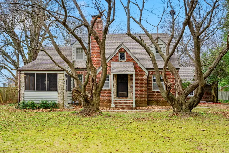 1727 S Kimbrough Avenue, Springfield, MO 65807 - Image #2