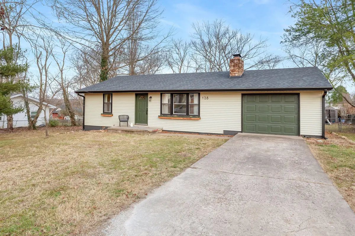 128 Greenbrier Lane, Hollister, MO 65672 - Image #1