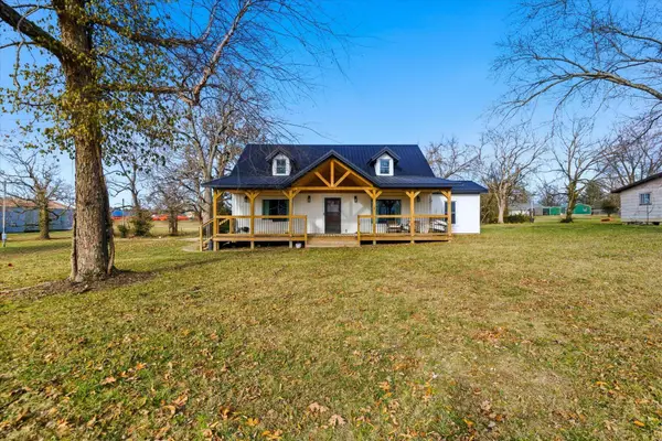 1105 Clouse Street, Mountain Grove, MO 65711