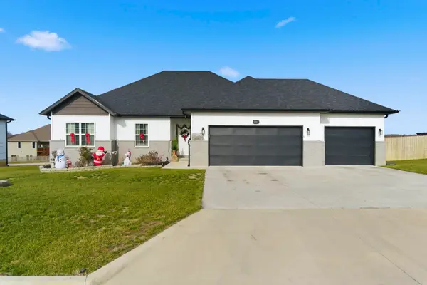 541 Fox Creek Road, Rogersville, MO 65742