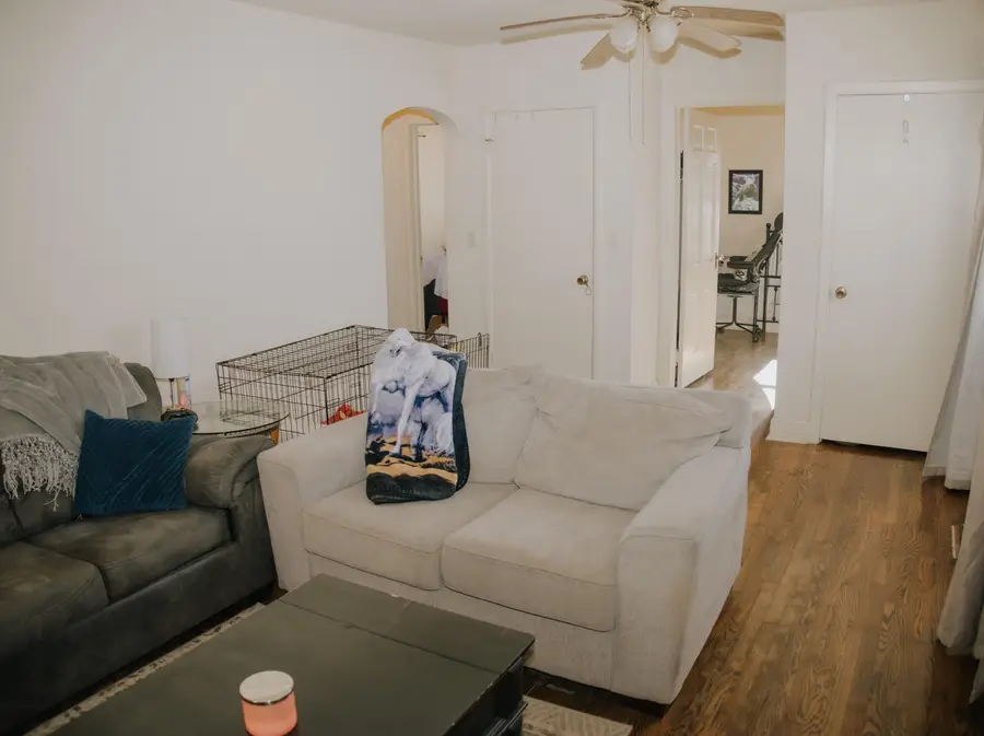 1886 N Fort Avenue, Springfield, MO 65803 - Image #3