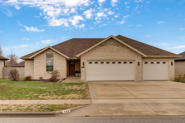 754 E Melton Road, Ozark, MO 65721