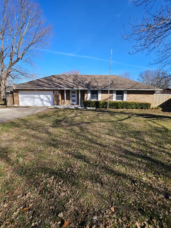 1622 Porter Avenue, Aurora, MO 65605