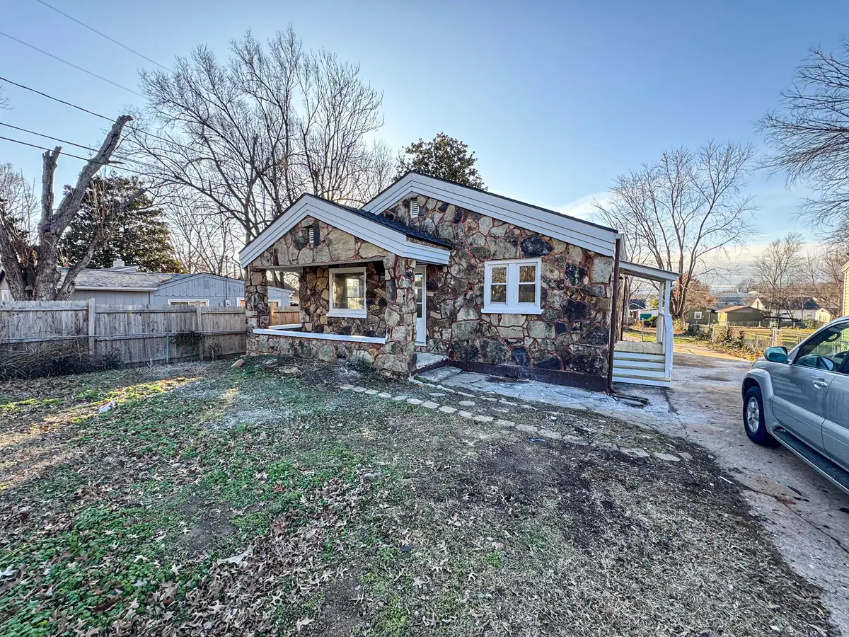 1440 E Locust Street, Springfield, MO 65803 - Image #1