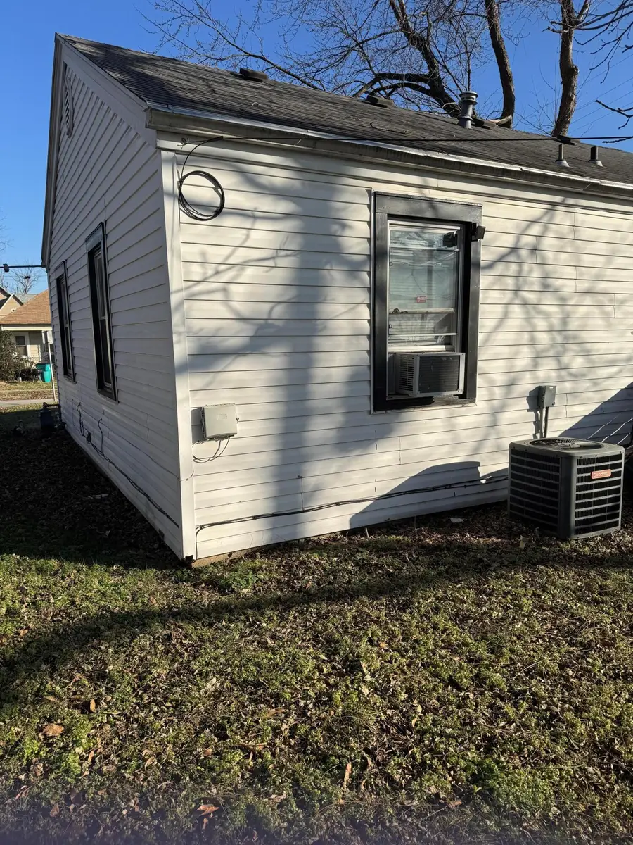 803 N Concord Avenue, Springfield, MO 65802 - Image #2