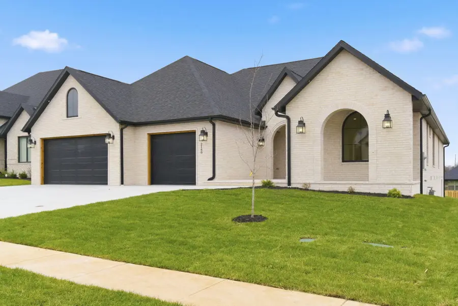 2160 N Silver Charm Avenue, Springfield, MO 65802 - Image #3