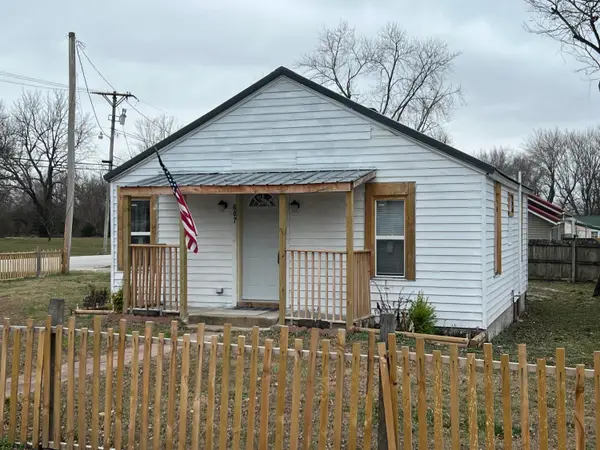 607 N Locust Street, Buffalo, MO 65622