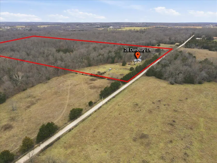 28 Danbury Lane, Elkland, MO 65644 - Image #3