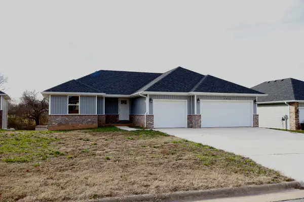 4353 N Toby Avenue, Springfield, MO 65803