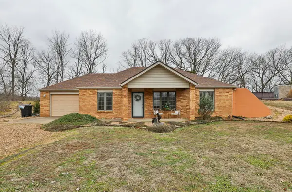 1360 Johnson Road, Sparta, MO 65753