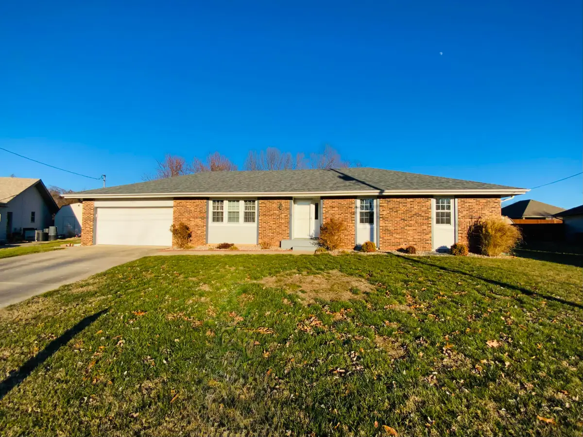 5620 S Mccann Avenue, Springfield, MO 65804 - Image #1