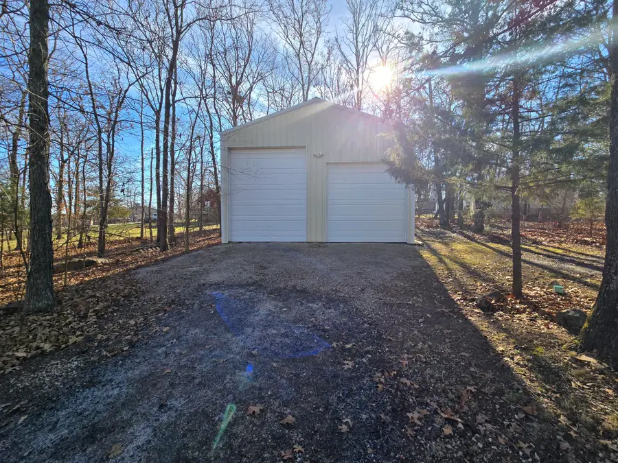 21155 Heritage Hills Lane, Pittsburg, MO 65724 - Image #3