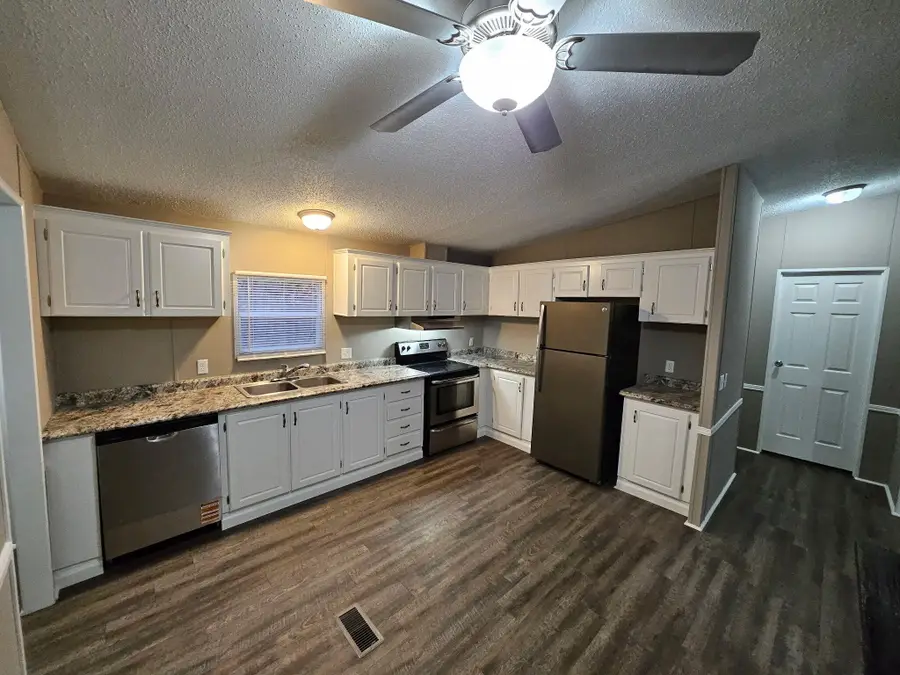 12 Pleasant Road, Eldon, MO 65026 - Image #3