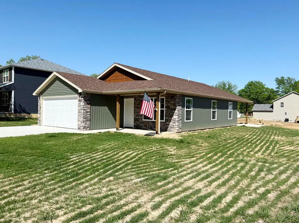 1803 S Elm Street, El Dorado Springs, MO 64744 - #1