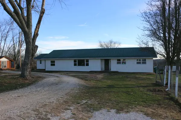 10424 East Business 60, Mountain Grove, MO 65711