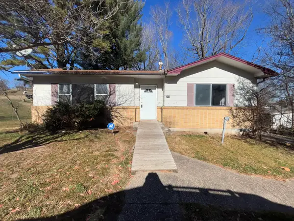 204 Rockhill Road, Neosho, MO 64850