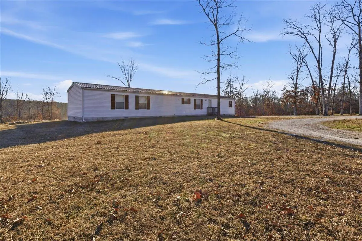 25237 Oakwood Drive, Urbana, MO 65767 - Image #1