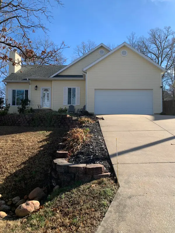 420 Amanda Road, Ridgedale, MO 65739