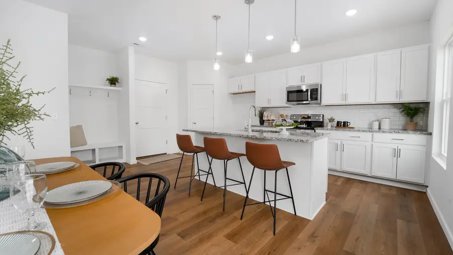 1763 N Boxwood Drive, Brookline, MO 65619 - Image #2