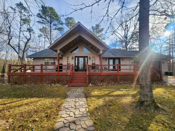 2002 County Road 158, Gainesville, MO 65655