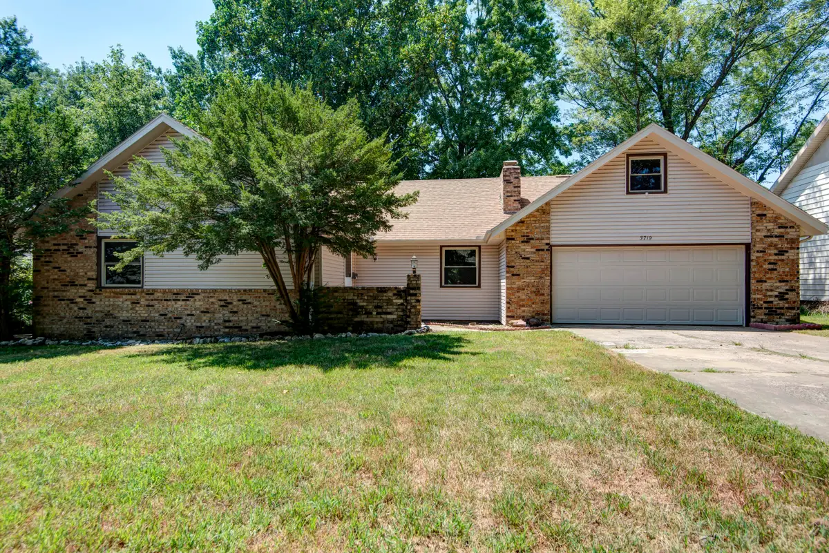 3719 S Ferguson Avenue, Springfield, MO 65807 - Image #1