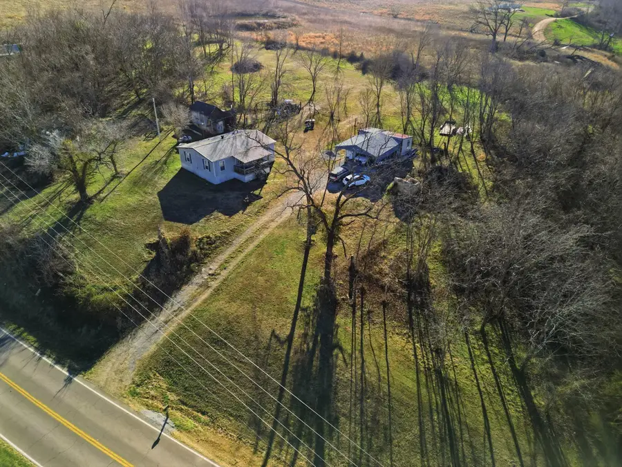 402 State Highway 142, Bakersfield, MO 65609 - Image #2