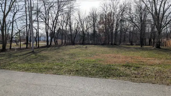 000 W Clinton Street, Rogersville, MO 65742