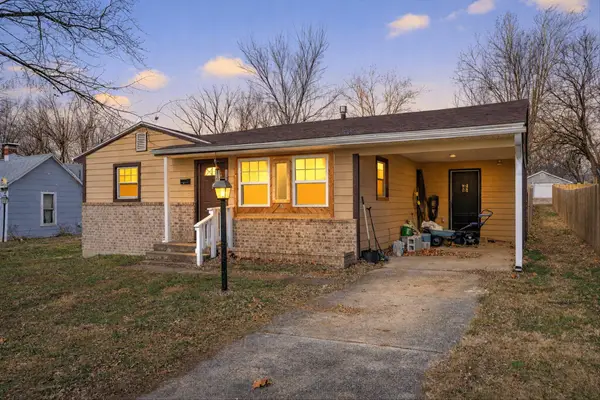 115 W Lee Street, Aurora, MO 65605