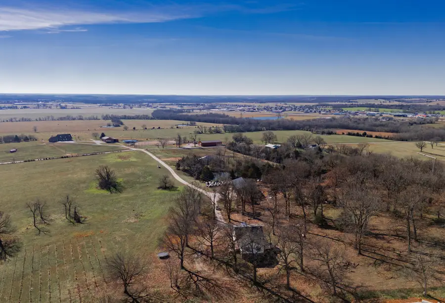 4681 S 138th Road, Bolivar, MO 65613 - Image #2