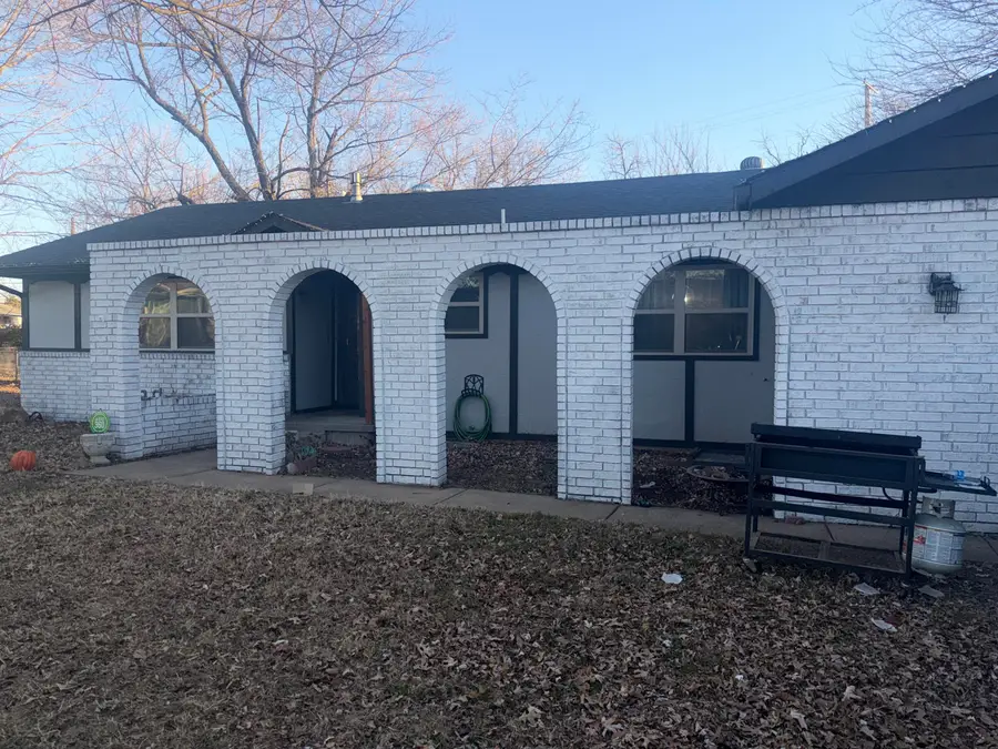 809 E Wickersham Drive, Webb City, MO 64870 - Image #2