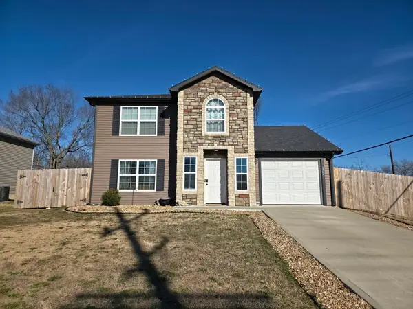 105 W Craig Street, Stockton, MO 65785