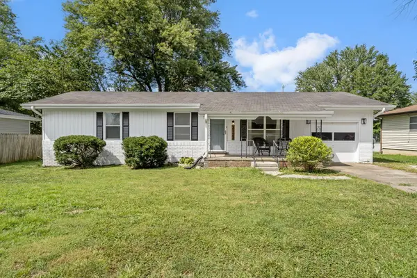 3123 W Farm Road 168, Springfield, MO 65807