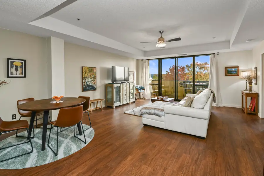 350 John Q Hammons #5-B, Springfield, MO 65806 - Image #2