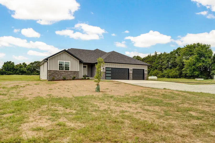 145 S Blazing Star Lane, Nixa, MO 65714 - Image #3
