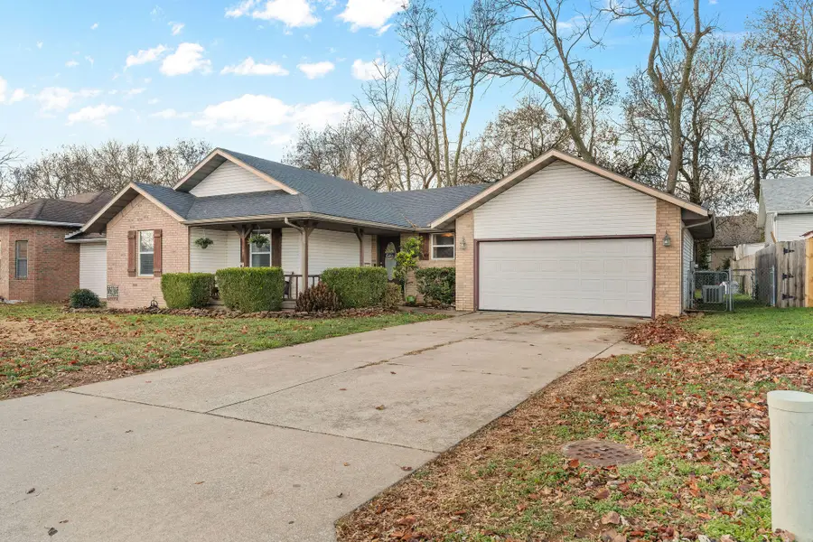 413 S Dove Valley Avenue, Springfield, MO 65802 - Image #3