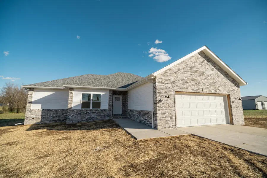 138 Twin Pines Court, Billings, MO 65610 - Image #2
