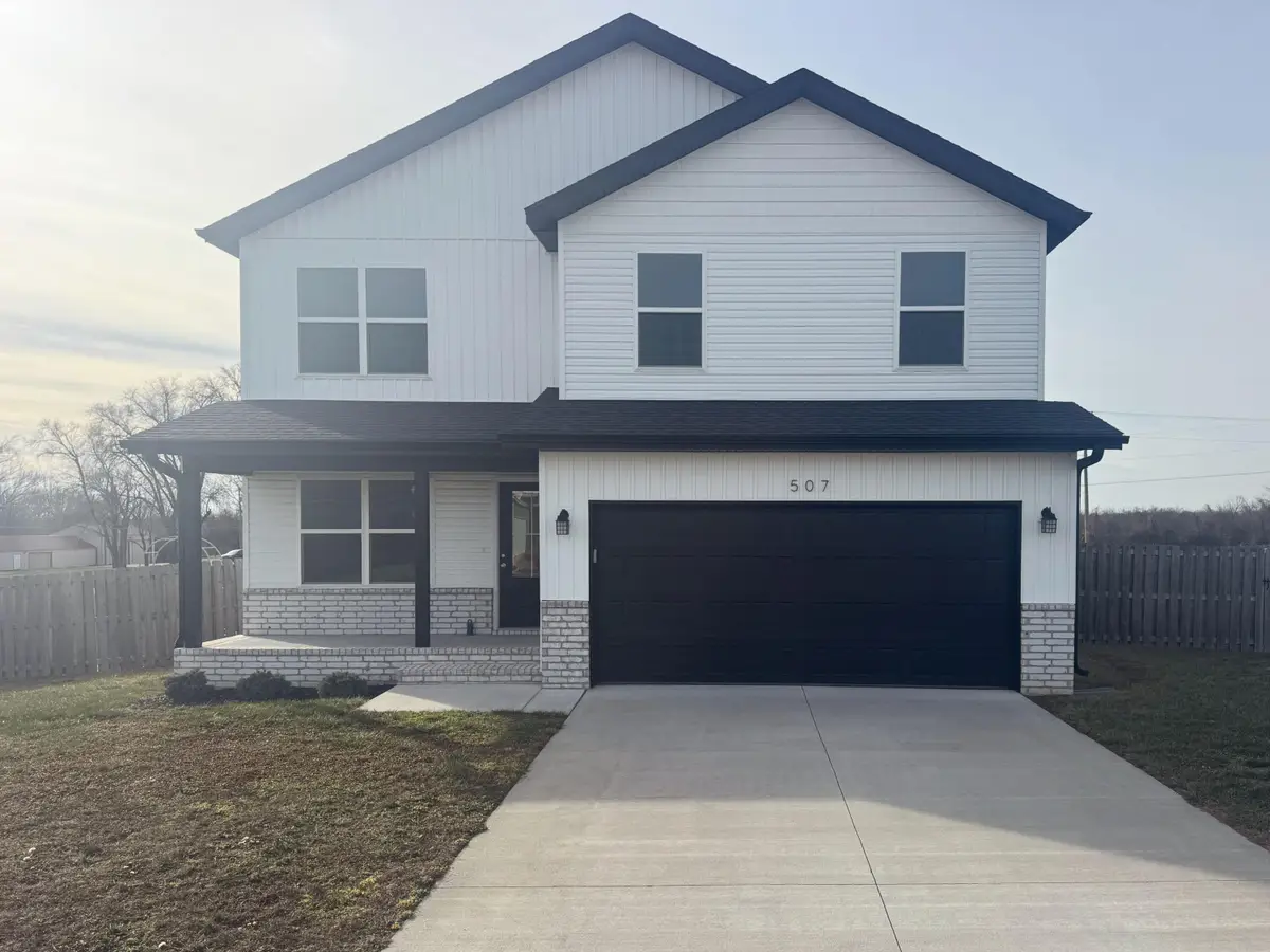 507 N Pine Leaf Road, Nixa, MO 65714 - Image #1