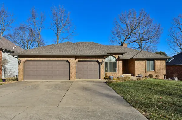 3901 E Kingsbury Street, Springfield, MO 65809