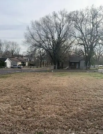 2903 W Lombard Street, Springfield, MO 65802